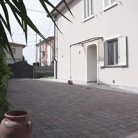 L'angolo Bed & Breakfast Cascina